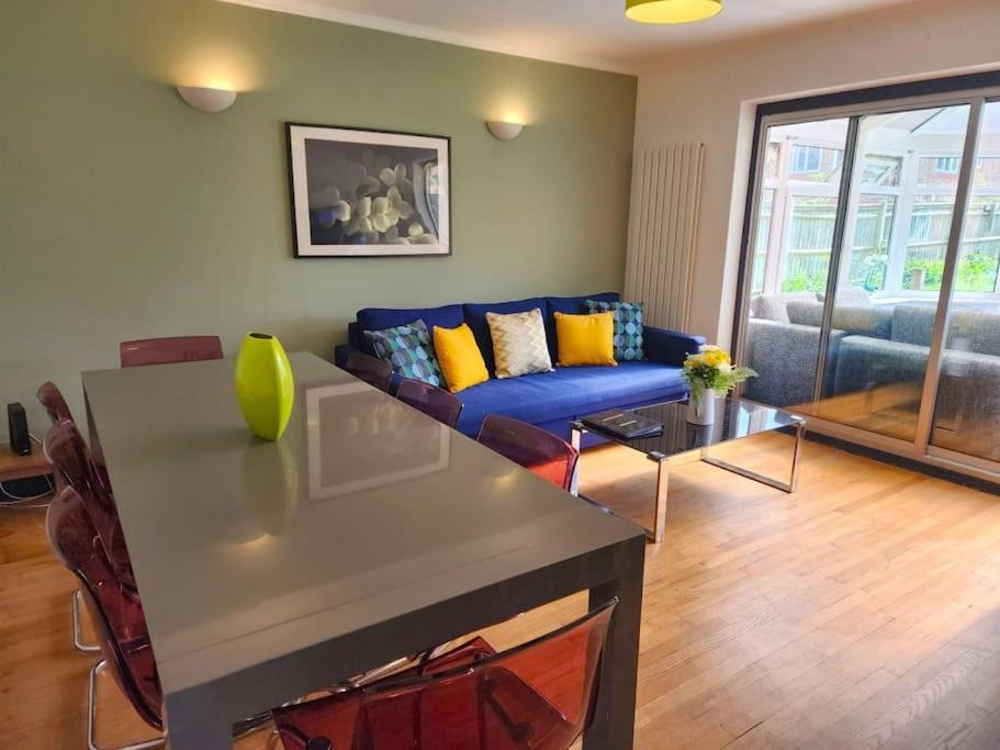 Paradigm Villa, Oxford,5 Bedroom, 4 Free Parking Spaces * Oxford