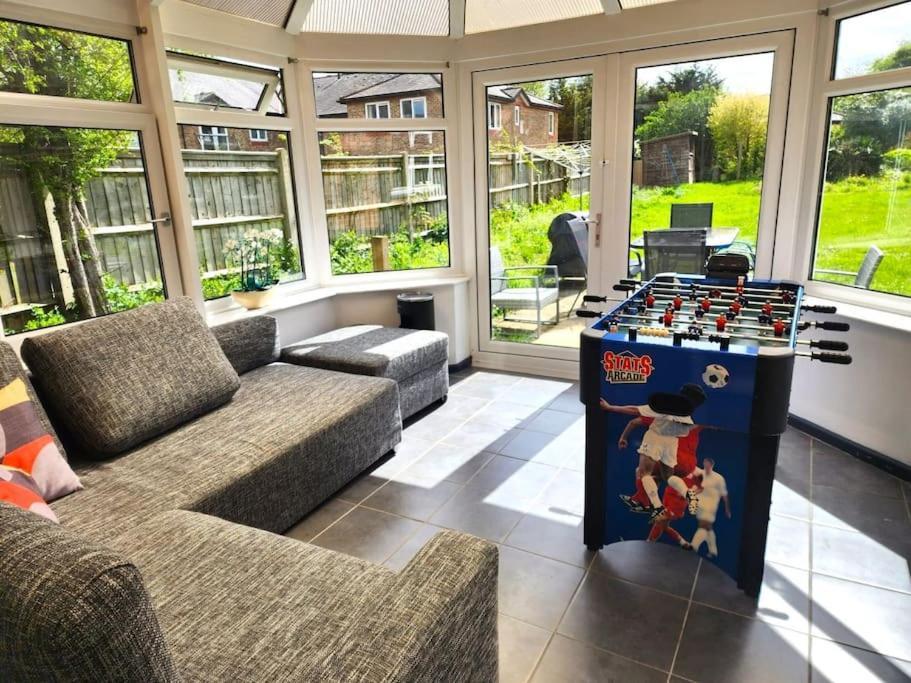 Paradigm Villa, Oxford,5 Bedroom, 4 Free Parking Spaces