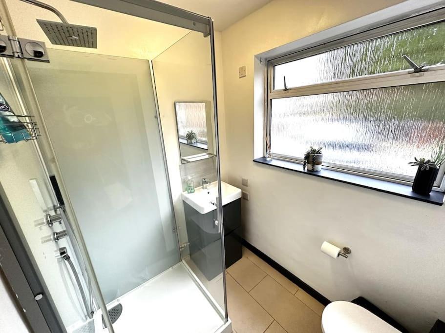 Paradigm Villa, Oxford,5 Bedroom, 4 Free Parking Spaces Holiday home Oxford