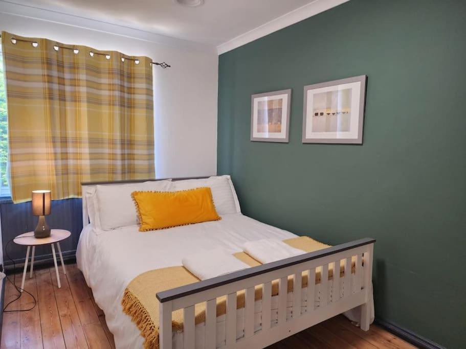 Paradigm Villa, Oxford,5 Bedroom, 4 Free Parking Spaces * Oxford